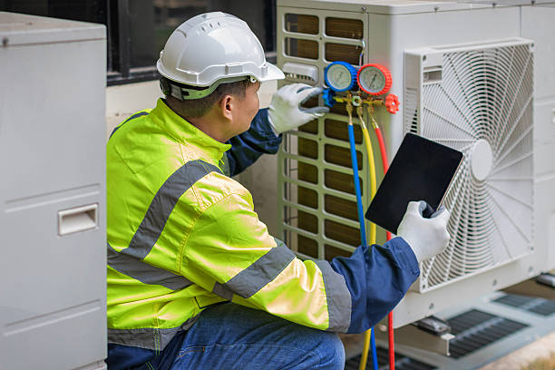 Professional Hvac technician working in Lillington, NC